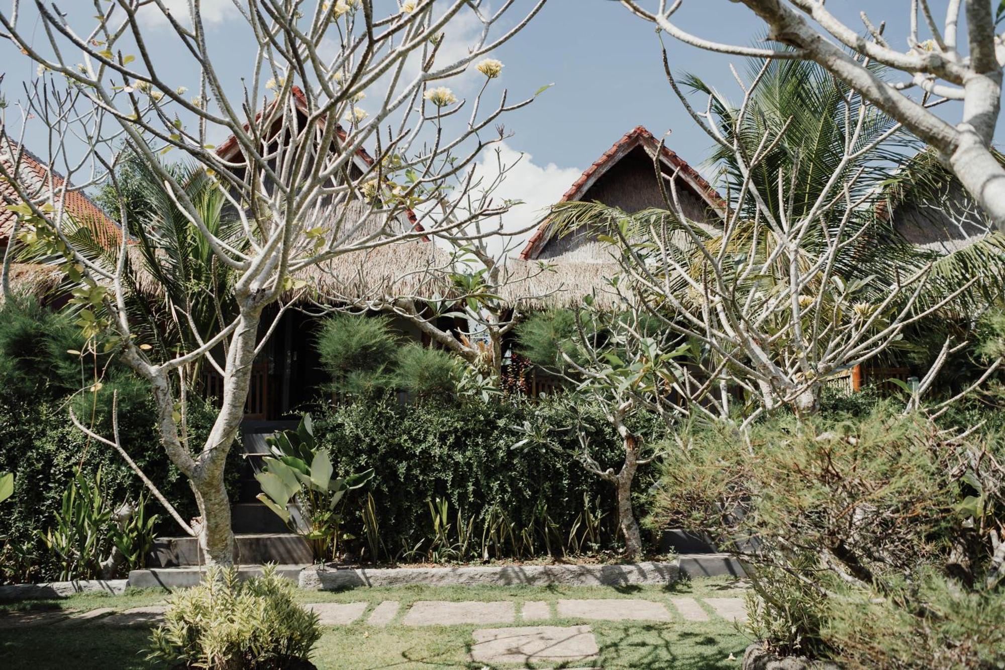Batumadeg Temeling Jungle Inn מראה חיצוני תמונה